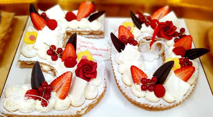 Torta Compleanno 50 Anni Milano: la Bellezza della Cream Tart Torta Compleanno 50 Anni Milano: la Bellezza della Cream Tart